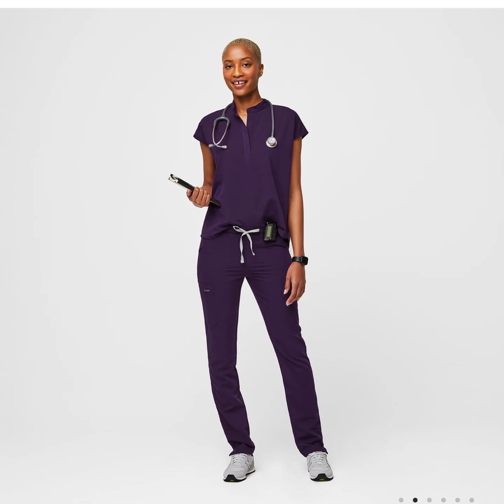 Figs  Deep Purple Jam Scrub set NWOT Women